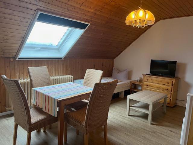 Westerwälder Hof Windhagen Exterior foto